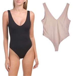 House Of Harlow 1960 Cream Ribbed Sleeveless Double V-Neck Contour Bodysuit